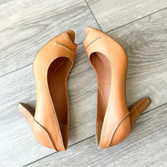 Geox Marie Claire High Pump in Camel - Picture 8 of 15